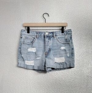 Forever 21 Girl's/Women's Cut Off Jeans   Size 28